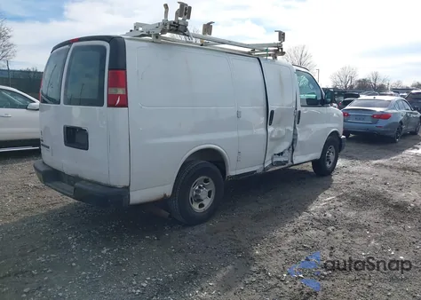 2011 Chevrolet Express 2500 Work Van z USA, uszkodzony, nr VIN 1GCWGFFA3B1126116